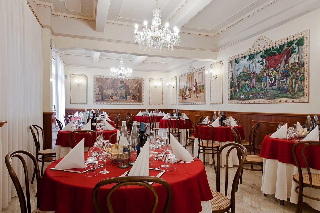 Nouvel Hotel Des Bains Пезаро Екстер'єр фото